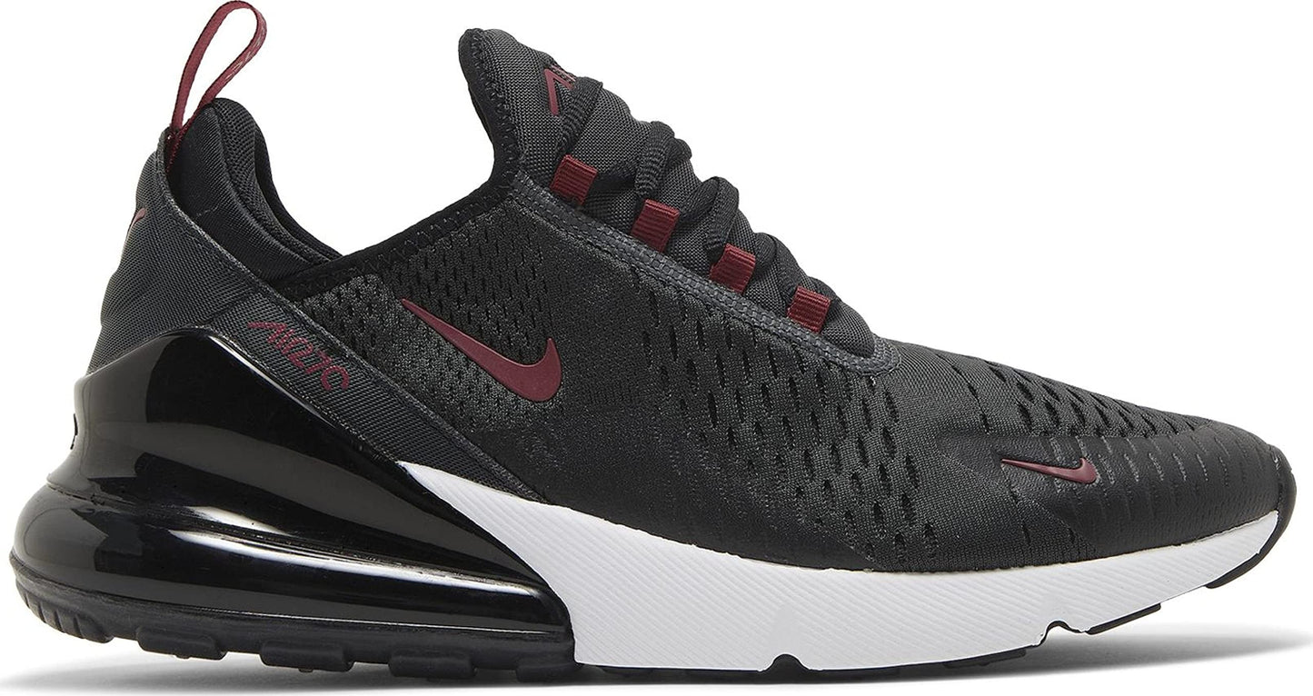 NIKE Men's Low-Top Sneaker